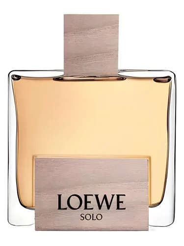 Frasco do perfume Loewe Solo Loewe Cedro